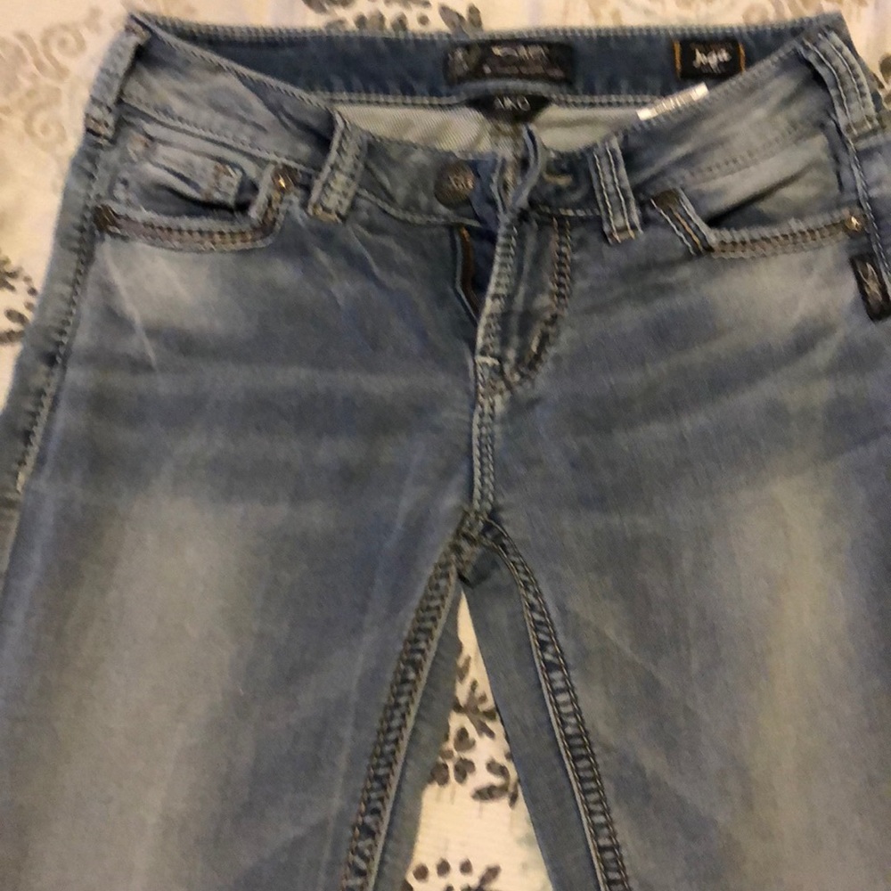 Women’s jeans